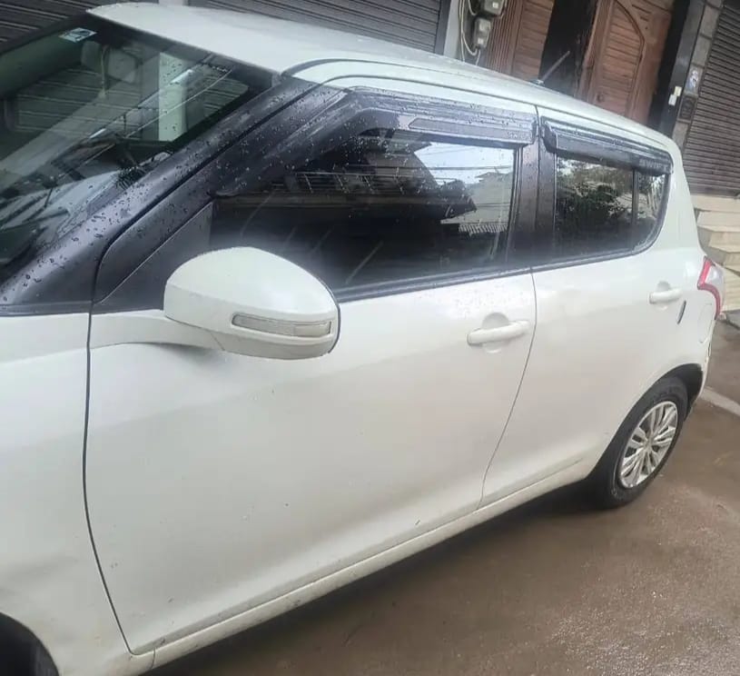 Maruti Suzuki Swift(2011-2014) Vxi